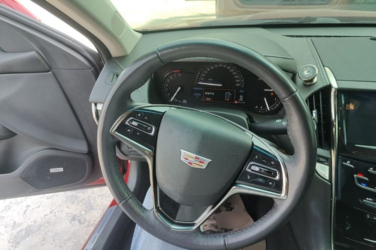 Used Cadillac ATS-L 2017 28T Fashion Edition Steering Wheel
