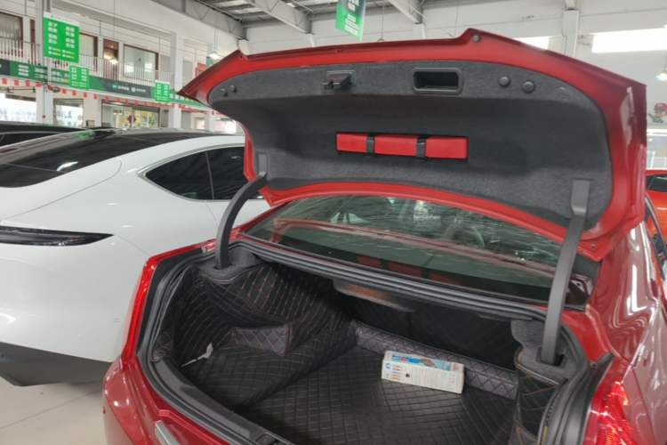 Used Cadillac ATS-L 2017 28T Tech Edition Trunk