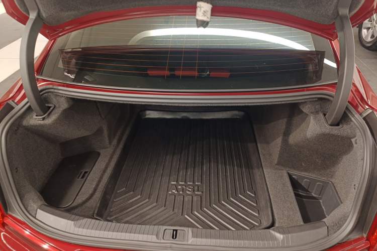 Used Cadillac ATS-L 2017 28T Tech Edition Trunk