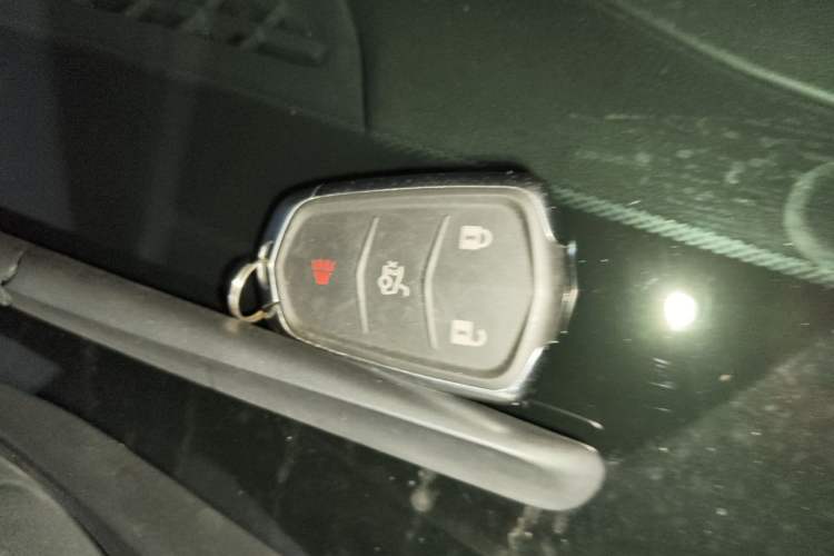 Used Cadillac ATS-L 2017 28T Tech Edition Vehicle Key