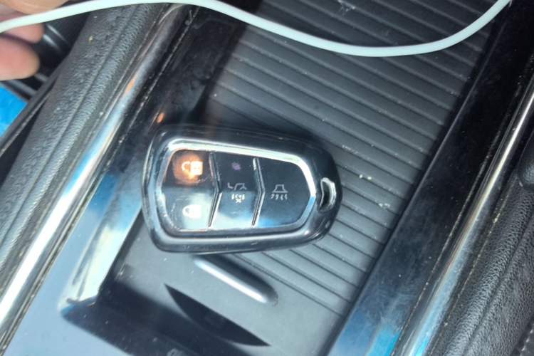Used Cadillac ATS-L 2017 28T Fashion Edition Vehicle Key