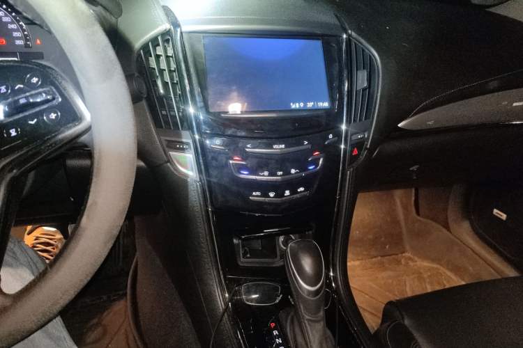 Used Cadillac ATS-L 2017 28T Fashion Edition Audio And AC Panel
