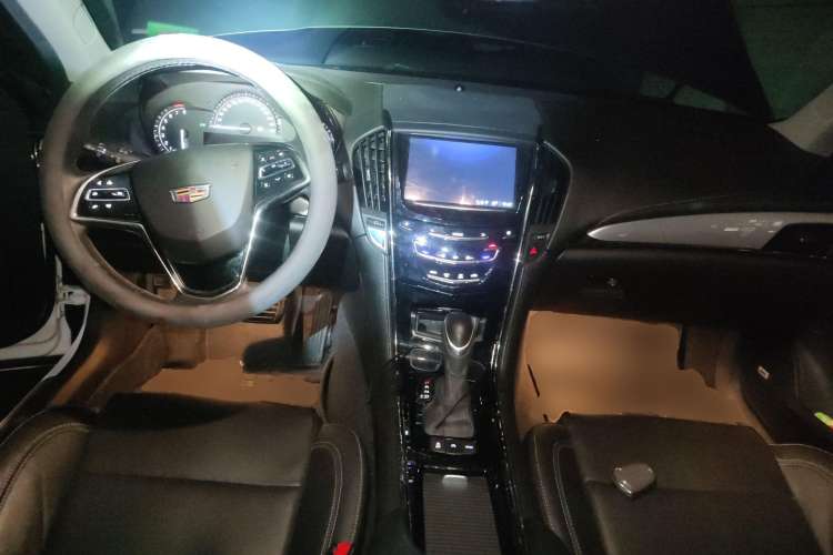 Used Cadillac ATS-L 2017 28T Fashion Edition Center Console