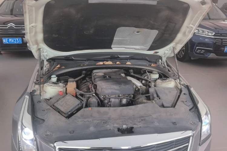 Used Cadillac ATS-L 2017 28T Tech Edition Engine Bay