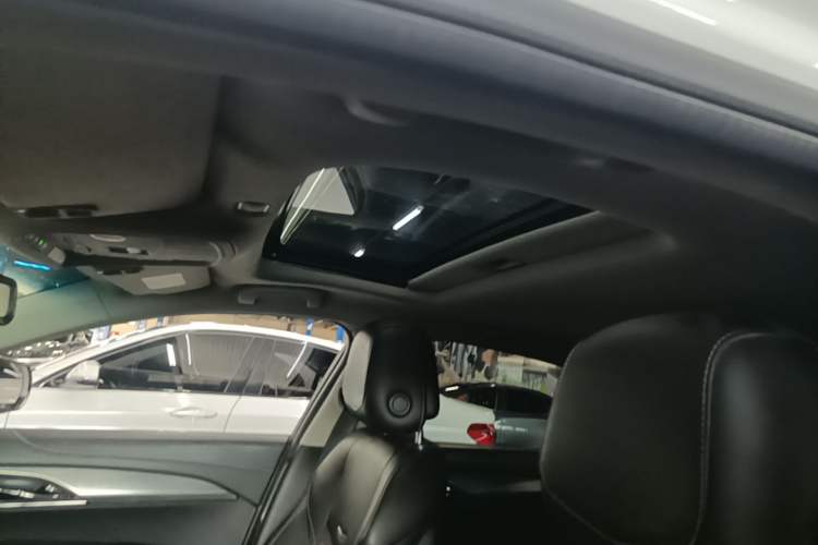 Used Cadillac ATS-L 2017 28T Tech Edition Headliner