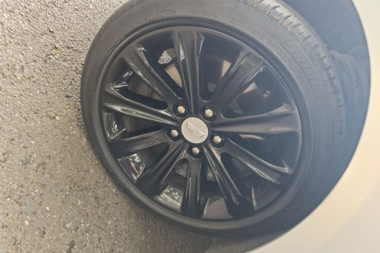 Used Cadillac ATS-L 2017 28T Fashion Edition Left Front Wheel Hub