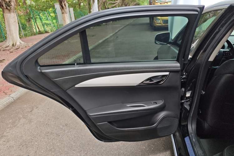Used Cadillac ATS-L 2017 28T Fashion Edition Left Rear Door Interior