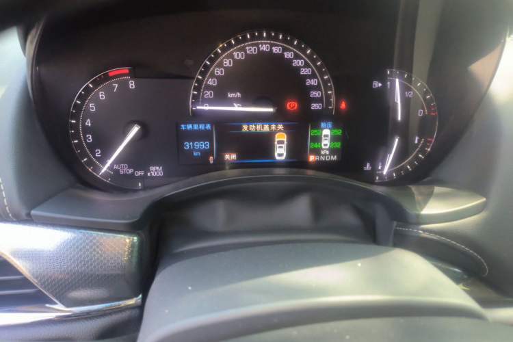Used Cadillac ATS-L 2017 28T Tech Edition Odometer Close Up