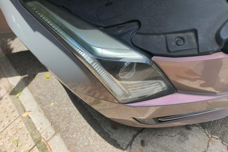 Used Cadillac ATS-L 2017 28T Fashion Edition Right Front Headlight