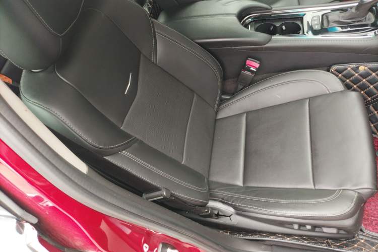 Used Cadillac ATS-L 2017 28T Fashion Edition Right Front Seat