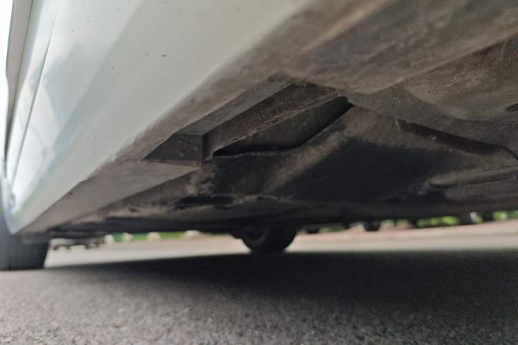 Used Cadillac ATS-L 2017 28T Fashion Edition Right Side Sill