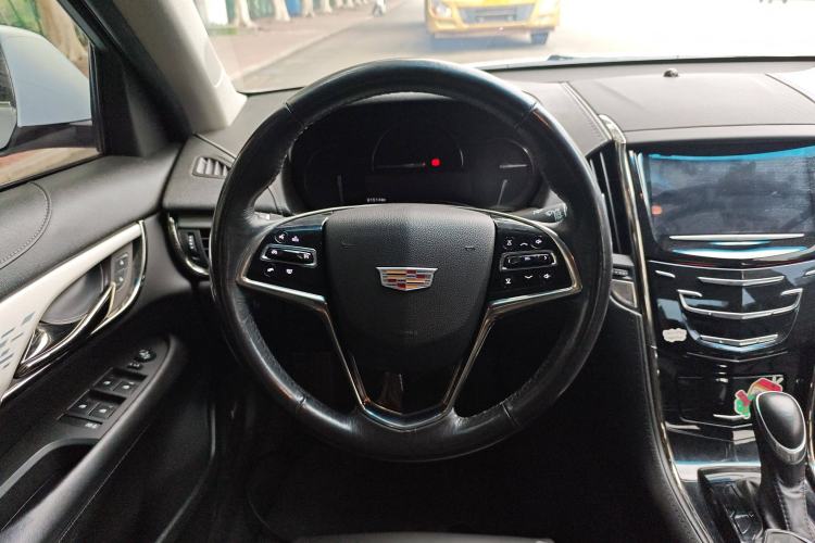 Used Cadillac ATS-L 2017 28T Fashion Edition Steering Wheel