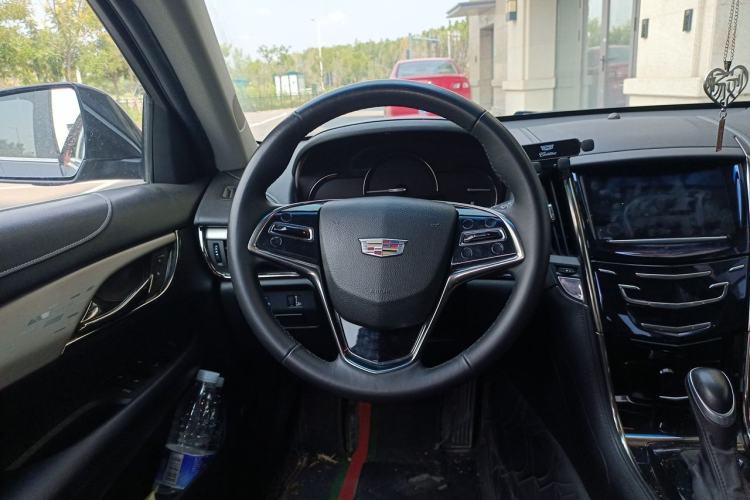 Used Cadillac ATS-L 2017 28T Fashion Edition Steering Wheel