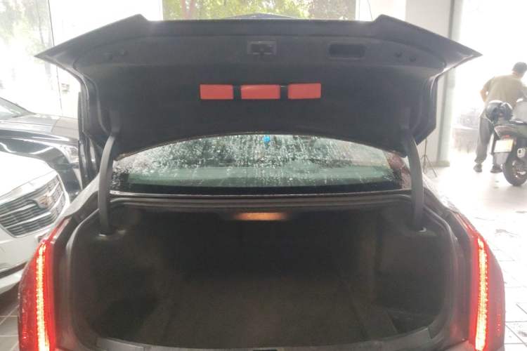 Used Cadillac ATS-L 2017 28T Fashion Edition Trunk