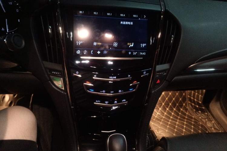 Used Cadillac ATS-L 2017 28T Fashion Edition Audio And AC Panel