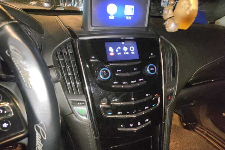 Used Cadillac ATS-L 2017 28T Tech Edition Audio And AC Panel