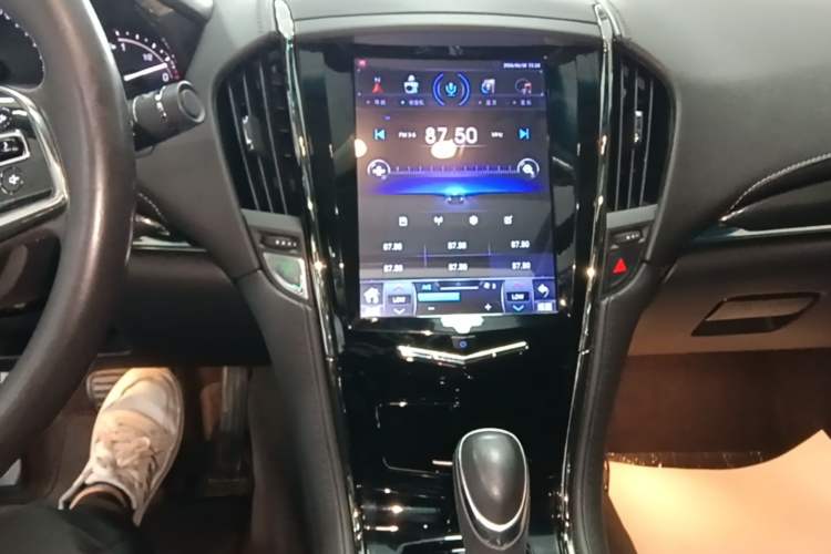 Used Cadillac ATS-L 2017 28T Tech Edition Audio And AC Panel