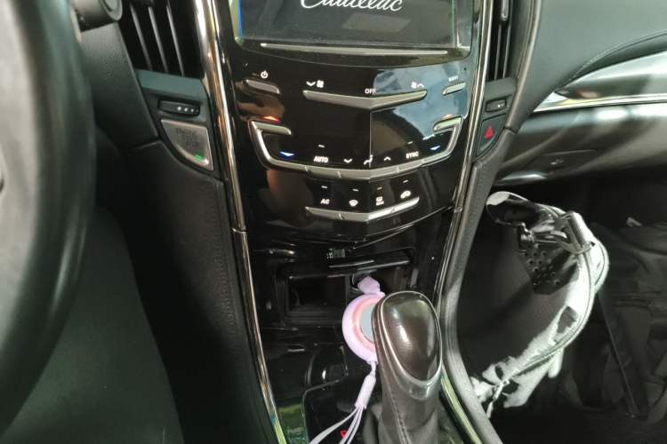 Used Cadillac ATS-L 2017 28T Tech Edition Audio And AC Panel