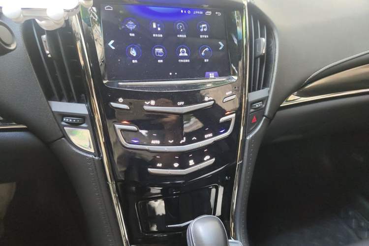 Used Cadillac ATS-L 2017 28T Tech Edition Audio And AC Panel