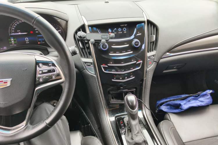 Used Cadillac ATS-L 2017 28T Tech Edition Audio And AC Panel