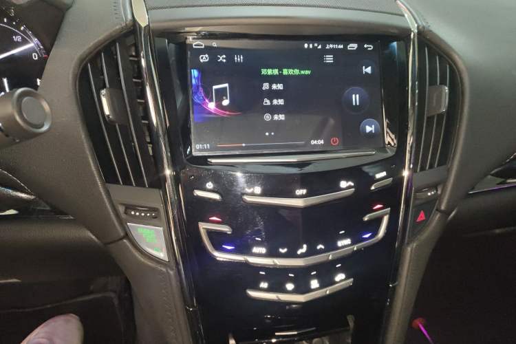 Used Cadillac ATS-L 2017 28T Tech Edition Audio And AC Panel