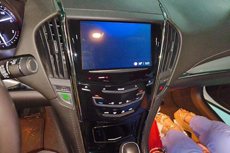 Used Cadillac ATS-L 2017 28T Fashion Edition Audio And AC Panel
