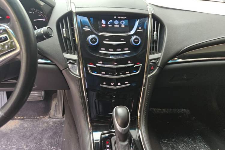 Used Cadillac ATS-L 2017 28T Tech Edition Audio And AC Panel