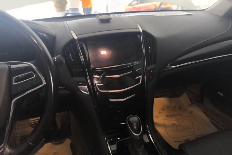 Used Cadillac ATS-L 2017 28T Tech Edition Audio And AC Panel