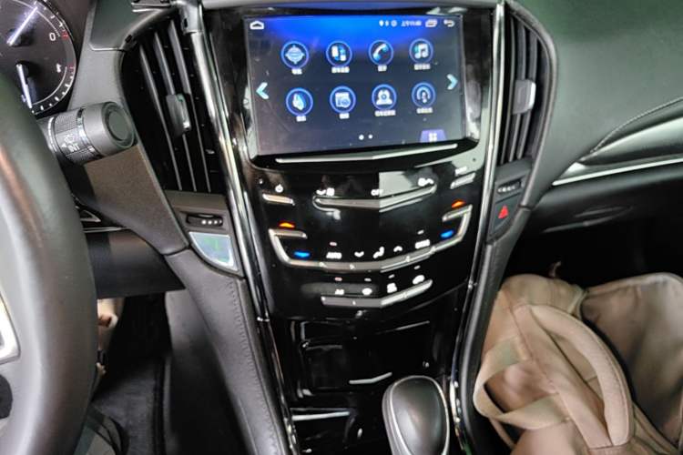 Used Cadillac ATS-L 2017 28T Tech Edition Audio And AC Panel