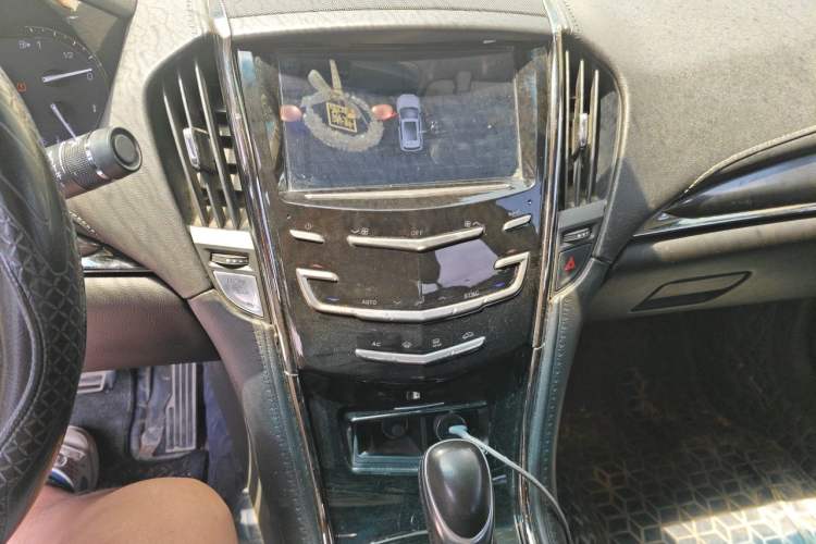 Used Cadillac ATS-L 2017 28T Tech Edition Audio And AC Panel