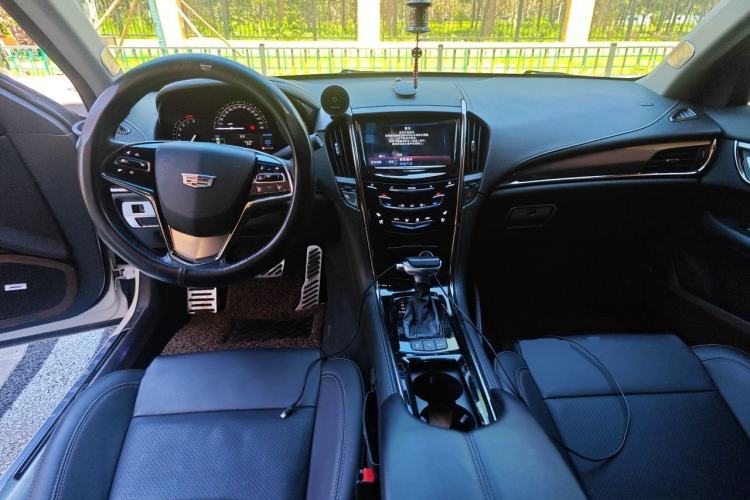 Used Cadillac ATS-L 2017 28T Tech Edition Center Console