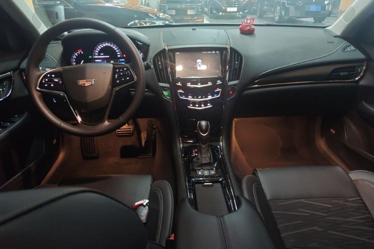 Used Cadillac ATS-L 2017 28T Tech Edition Center Console