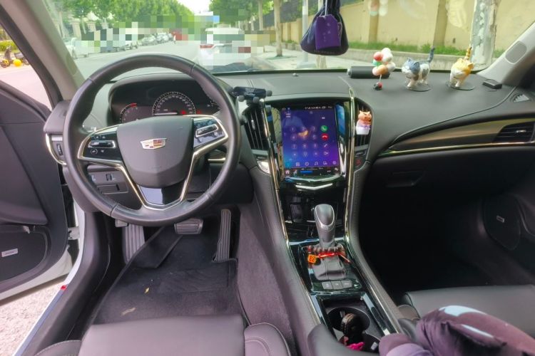 Used Cadillac ATS-L 2017 28T Tech Edition Center Console