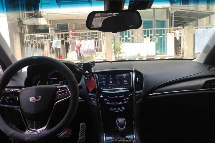 Used Cadillac ATS-L 2017 28T Fashion Edition Center Console