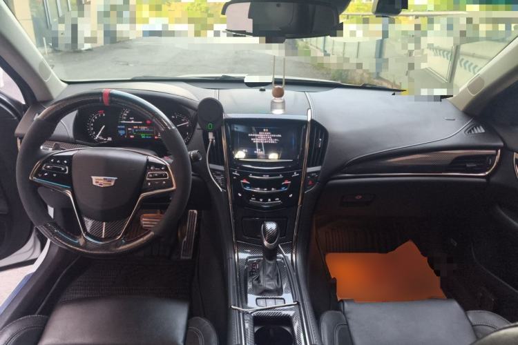 Used Cadillac ATS-L 2017 28T Luxury Model Center Console