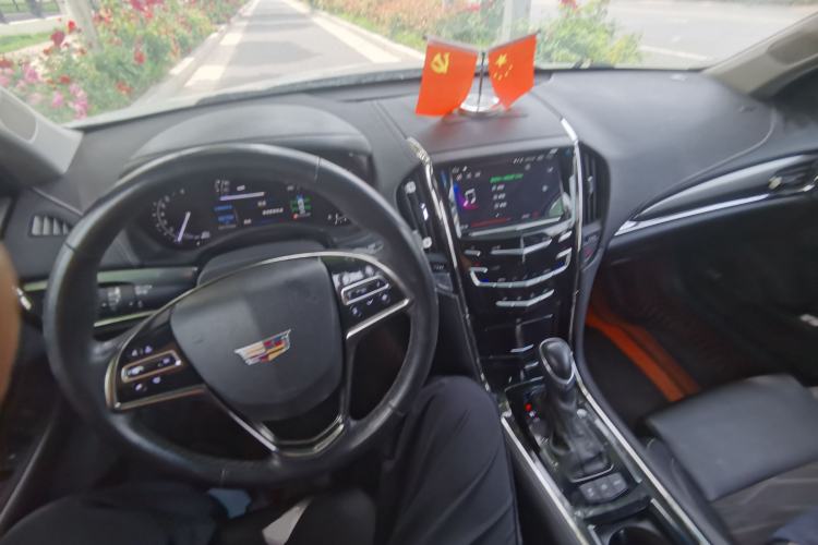 Used Cadillac ATS-L 2017 28T Tech Edition Center Console