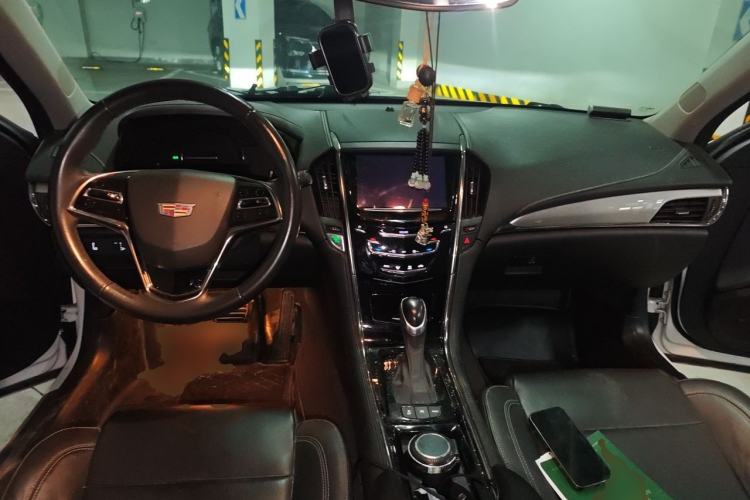 Used Cadillac ATS-L 2017 28T Fashion Edition Center Console