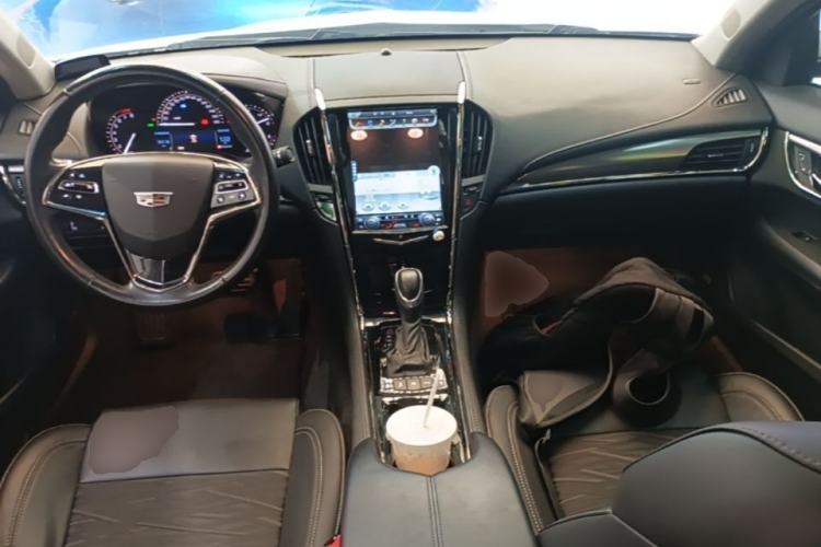 Used Cadillac ATS-L 2017 28T Tech Edition Center Console
