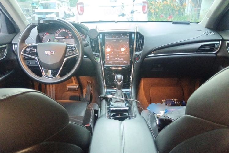 Used Cadillac ATS-L 2017 28T Tech Edition Center Console
