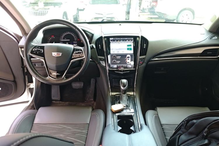 Used Cadillac ATS-L 2017 28T Tech Edition Center Console