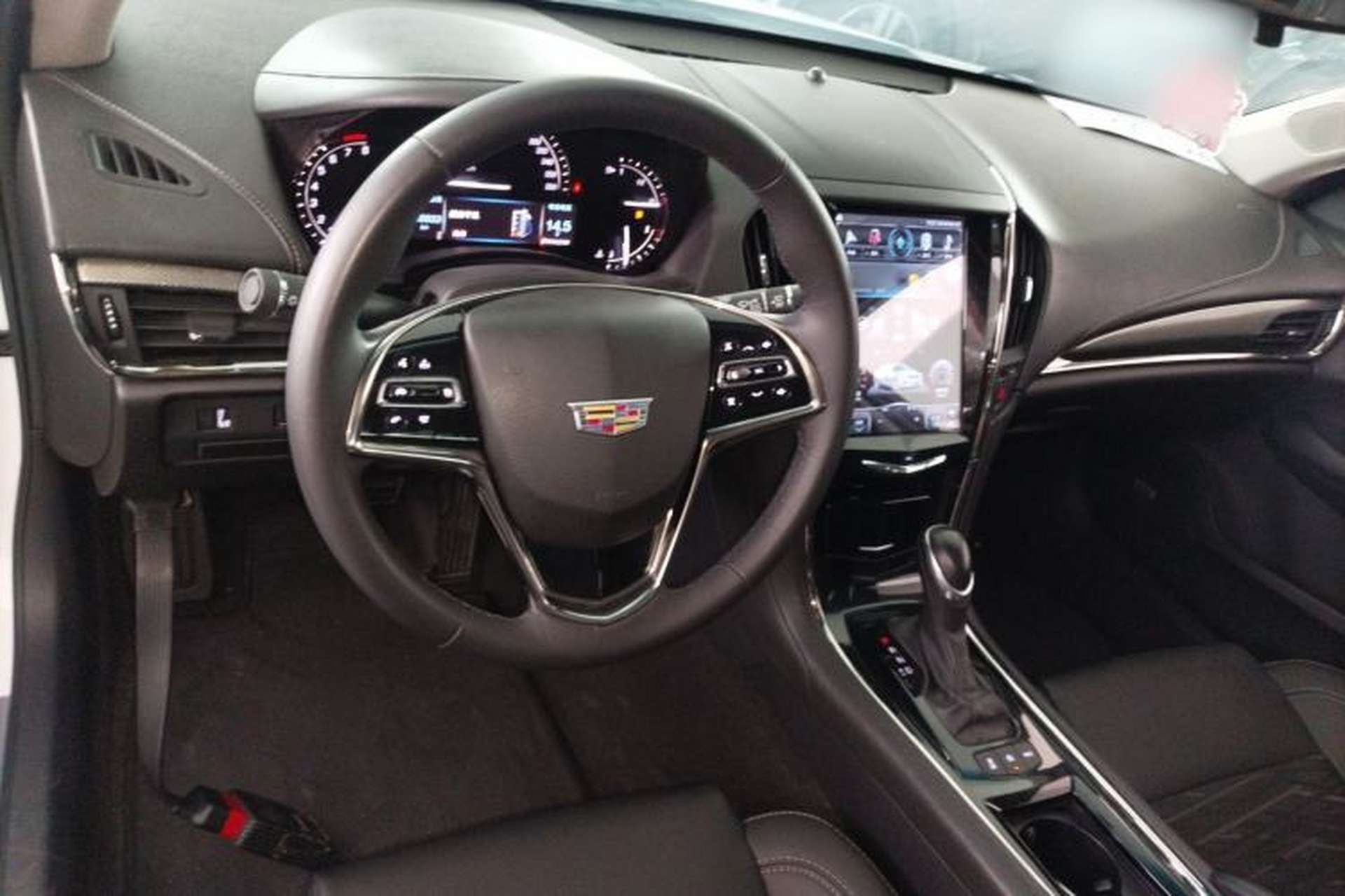 Used Cadillac ATS-L 2017 28T Tech Edition Center Console