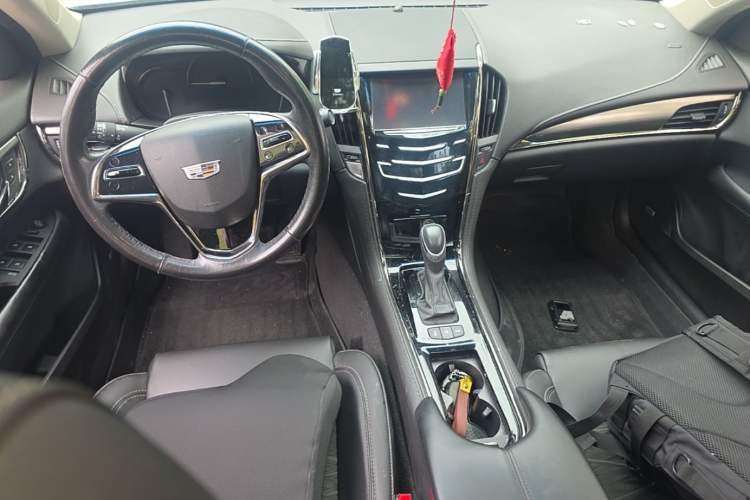 Used Cadillac ATS-L 2017 28T Tech Edition Center Console