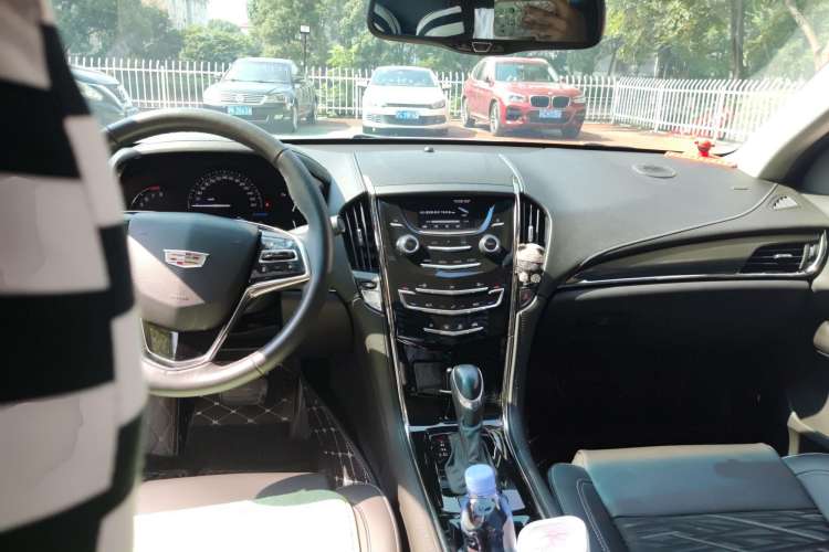 Used Cadillac ATS-L 2017 28T Tech Edition Center Console