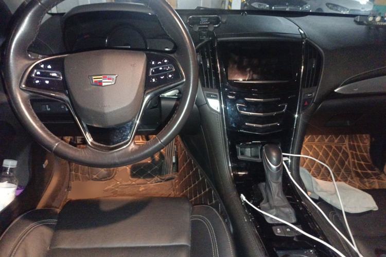Used Cadillac ATS-L 2017 28T Fashion Edition Center Console