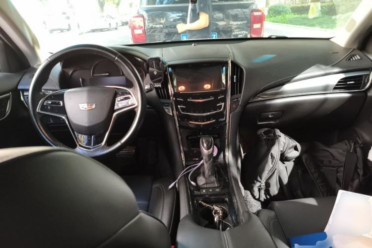 Used Cadillac ATS-L 2017 28T Tech Edition Center Console