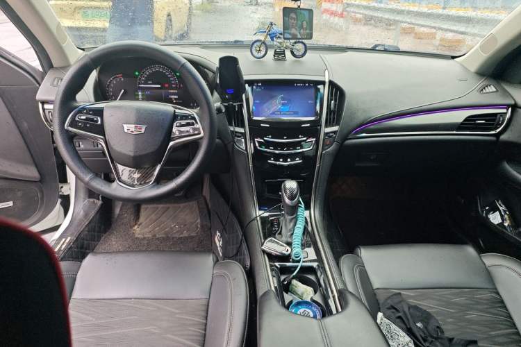 Used Cadillac ATS-L 2017 28T Tech Edition Center Console