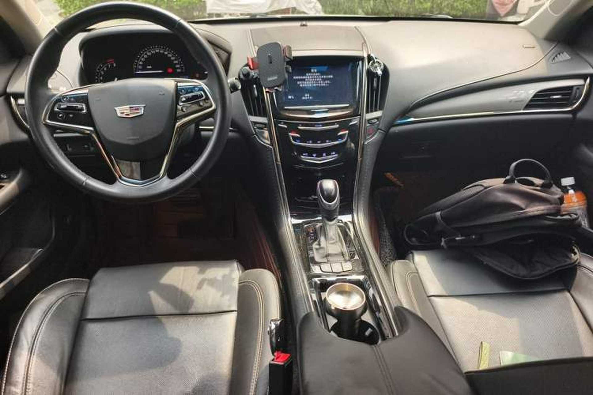 Used Cadillac ATS-L 2017 28T Fashion Edition Center Console