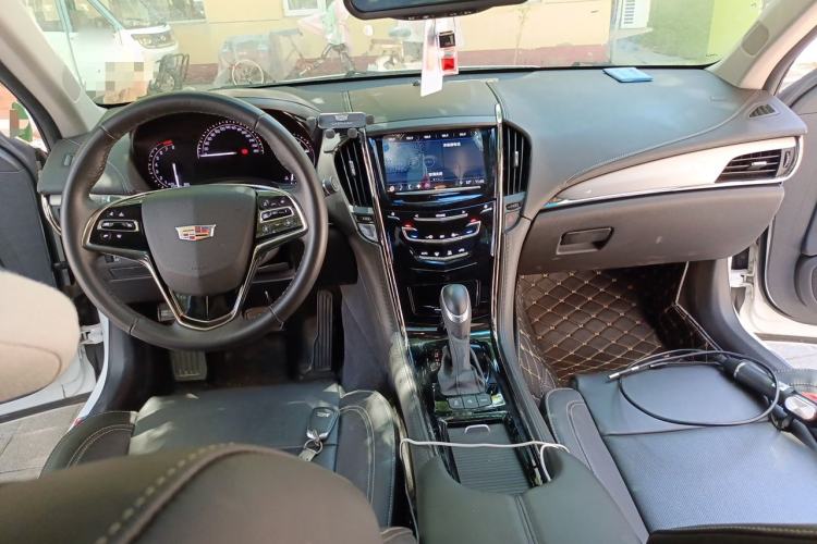 Used Cadillac ATS-L 2017 28T Fashion Edition Center Console