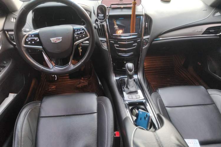 Used Cadillac ATS-L 2017 28T Fashion Edition Center Console