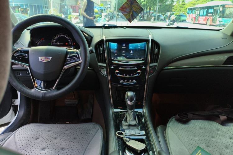 Used Cadillac ATS-L 2017 28T Fashion Edition Center Console
